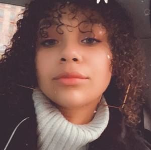 Meet your Posher, Nely